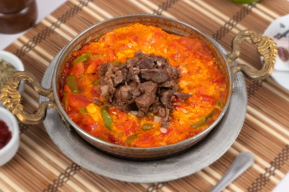 Kavurmali Menemen